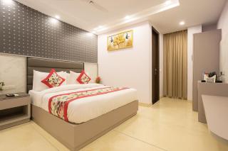 Hotel Mayfair Just a Minute Away From New Delhi Railway Station and Connaught place - 8