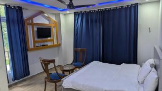 Hills View Hotel - 0