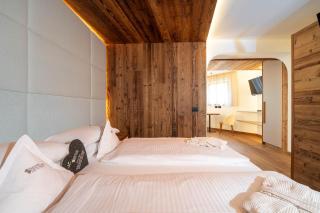 Hotel Des Alpes - Soraga - 1