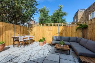Bright 3BR House with Garden, Zone 2 - Londra - 5