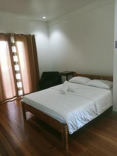 Puerto Galera Hilltop Guesthouse -Tropical Retreat - 3