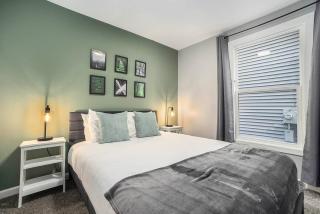 The Downtown Delight - New Corporate Apt Downtown - 9