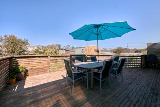 Bird Rock Shack 200m to beach and pet friendly - 0