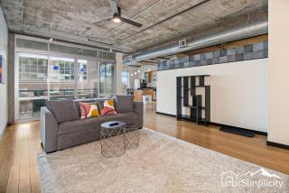 Loft Near Union Station W Gym & Patio - 4
