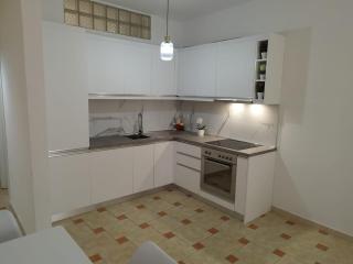 Apartment with terrace - Waterfront - Vlorë - 1