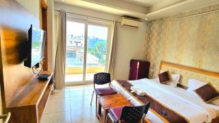 Luxury room with attach washroom - Gurgaon - 9