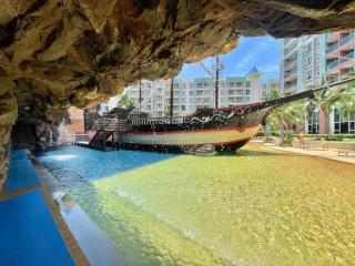 Jomtien Beach Waterpark Condo Pattaya - 8