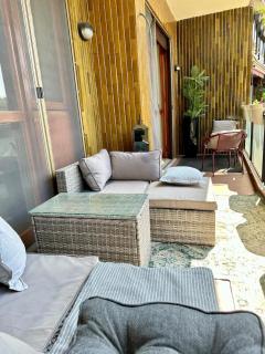 Chic and Comfort in the Center for 6 - 1