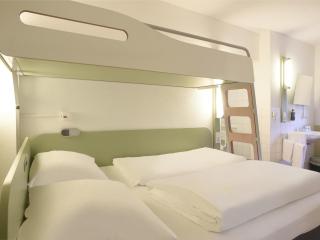 B&B HOTEL Düren - Düren - Eifel - 3