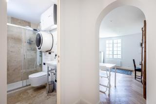 Parisian apartment in the 5th - 9