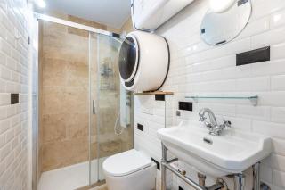 Parisian apartment in the 5th - 6