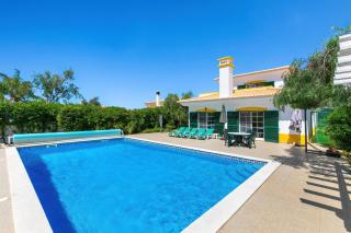 Vila Rolas - Beautiful 5 bed villa with pool and aircon 3 min to Luz beach - 0