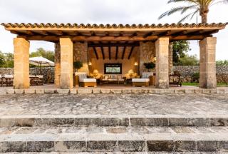 Elegant Estate in Porreres: 9 Bedroom Villa, 1448 - 3