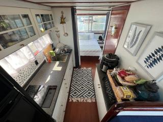 Life on the water - 6
