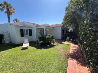 Cheap apartment with a sunny garden in Menorca - 7
