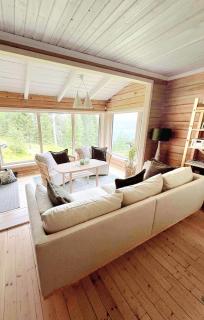 WOOD HOUSE GARDEN by lake Mjøsa -30 min OSL - - 9