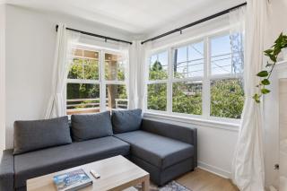 Walkable Seattle Gem Close To Everything condo - Seattle - 3