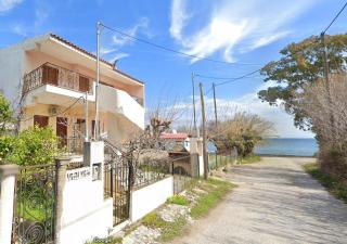 Antonia's Apartments-Traditional house next to the beach - Valimítika - 9