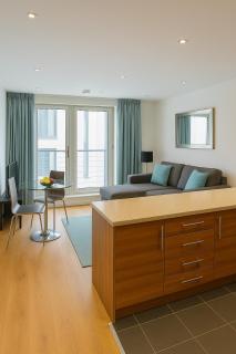 Liverpool Street Retreat - 4