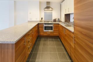 Liverpool Street Retreat - 6