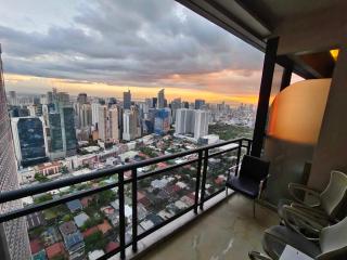Gramercy Makati Condotel - 1