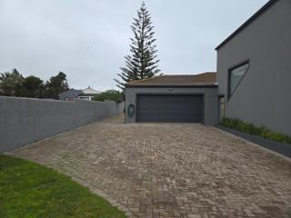 Coastal Comfort - 8