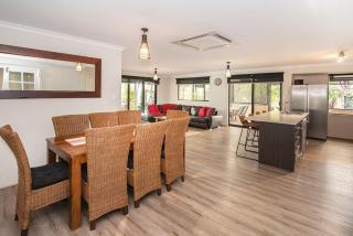 Just Chillin- Pool, 2km to beach - 6