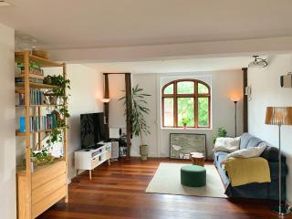 Stylish Two Floor Scandinavian Apartment Central & Cozy - 0