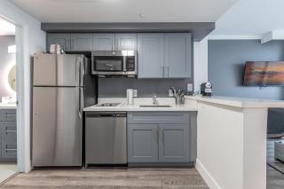 Connected Hotel Arya Studios 2 Beds 2 Baths Kitchen Free 2 Car Parking - 2