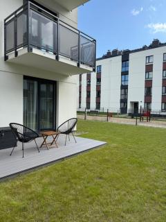 Apartament Przepiórki z Ogrodem i Garażem - 9
