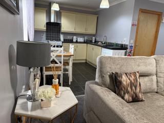 The Old Salt House, Flat 2 - 3