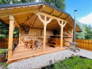 Domek w Roztokach z widokiem na Tatry, z balią i sauną - 9