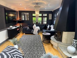 The Canterbury Boutique Mansion & Bubble Retreat - 9