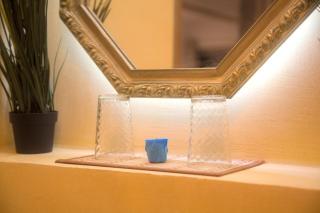 Spacious vintage styled basement apartment - Calgary - 8