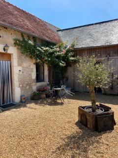 Sunflower Cottage - 2