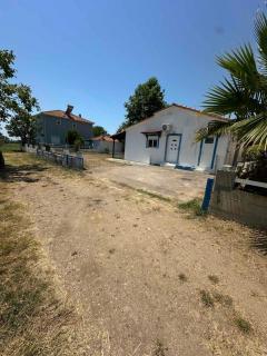 Villa myrodato near beach - 6
