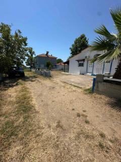 Villa myrodato near beach - 7