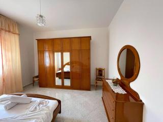 Villa Joli - 120sqm - 3 Bedroom - 2 Baths House with Yard & Parking in Central Vlore - 3