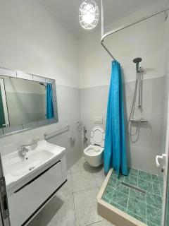 Villa Joli - 120sqm - 3 Bedroom - 2 Baths House with Yard & Parking in Central Vlore - Vlorë - 5