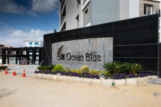 Waterfront Designer 2BR - 5 min to Airport - Cairo - 1