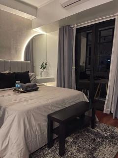 The QuietPad - A Stylish Studio, with Pool and Free Parking in Davao City Center - Davao - 9
