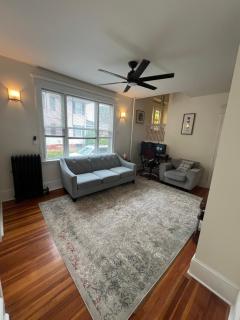 Grand Bergen Home Near NYC-Shops - - 1