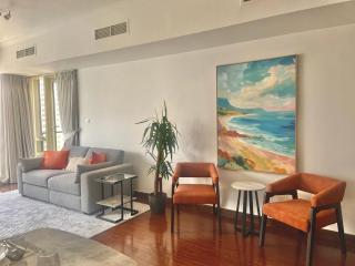 Sky High Stay, by Stay Vista! Up to 6 Guests - 4