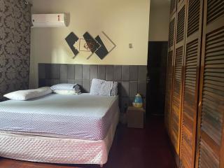 Casa Elegante de Alto Padrão - 4