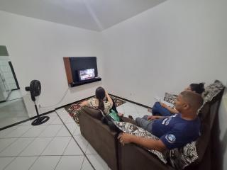 Ampla casa com 4 quartos, churrasqueira e garagem - Pirapora - 2