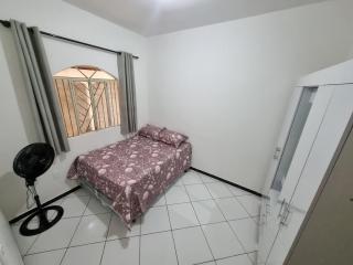 Ampla casa com 4 quartos, churrasqueira e garagem - Pirapora - 1