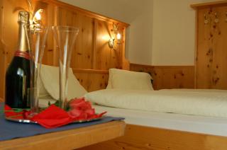 Hotel Schweizerhof - 1