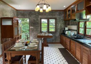 Charming and Exotic Seaview 2-Bedroom House in Patong - 4