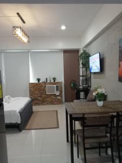 One Palm Tree Villas - Manila - 6