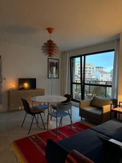 Cozi 1BD Apartment to the Sea Garden - 0